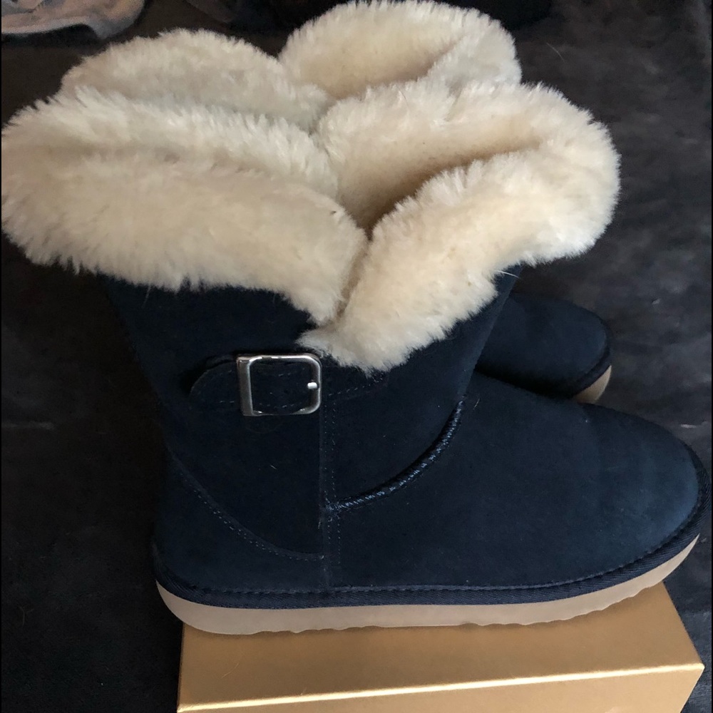 Style Co-Blue fur lined winter weather booties size 9